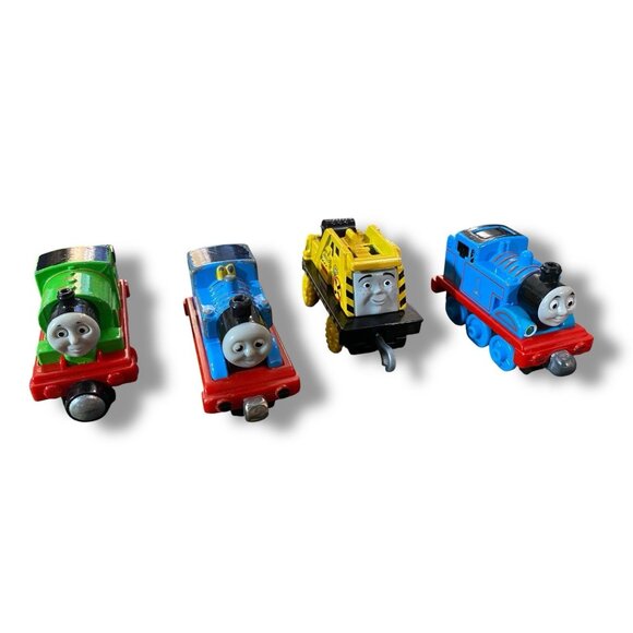 Thomas & Friends Adventures Die-Cast Metal Push Along Train Lot Percy Kevin - Picture 1 of 4